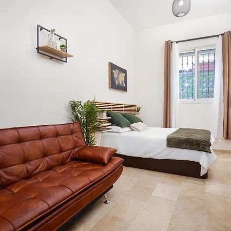 Διαμέρισμα Central Studio Apartment *